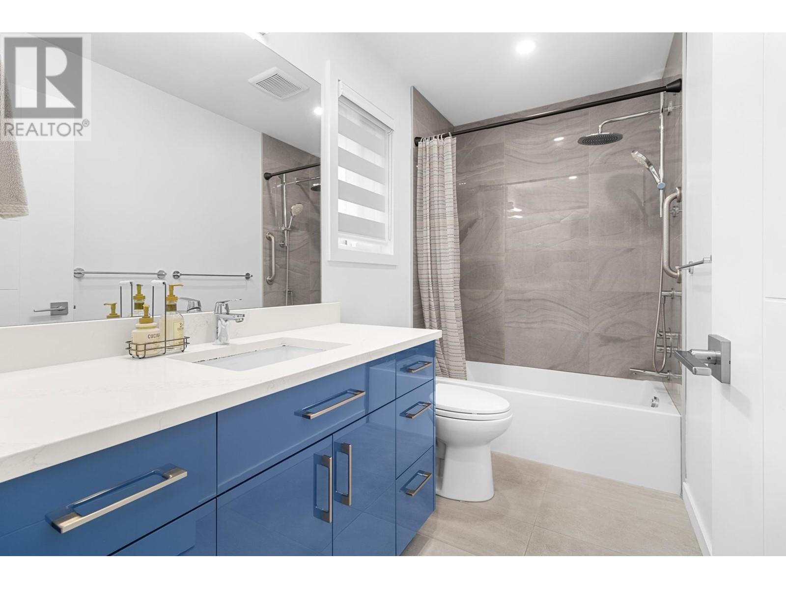 1037 SPRUCE AVENUE, Port Coquitlam real estate listing R2970575