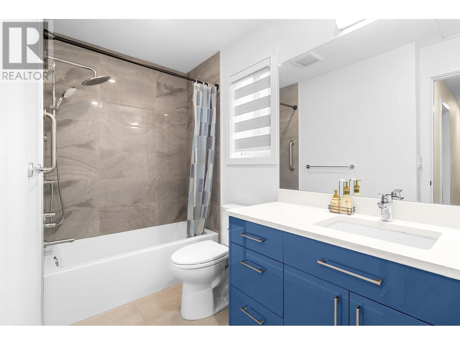 1037 SPRUCE AVENUE, Port Coquitlam real estate listing R2970575