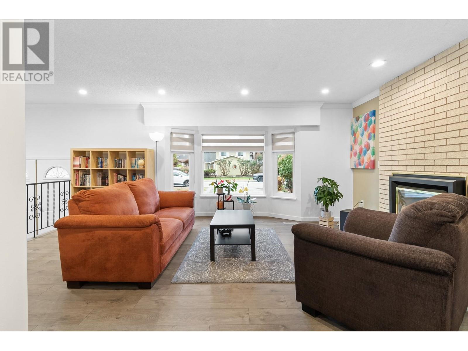 1037 SPRUCE AVENUE, Port Coquitlam real estate listing R2970575