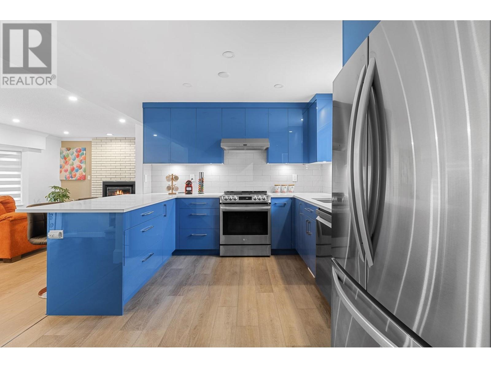 1037 SPRUCE AVENUE, Port Coquitlam real estate listing R2970575