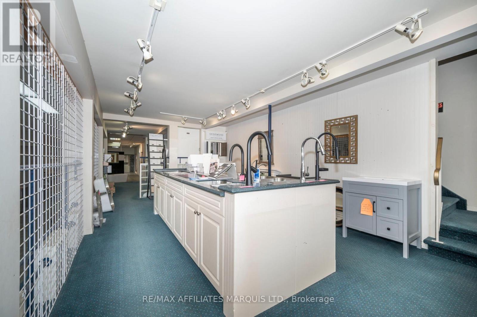 Photo 11 of 36 Marlborough Street N, Cornwall ON