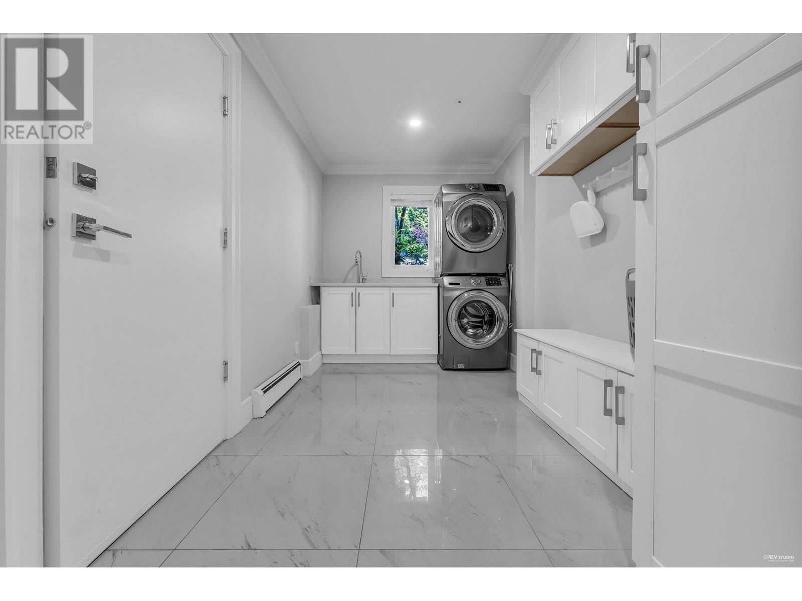 2611 WESTHILL WAY, West Vancouver real estate listing R2970634