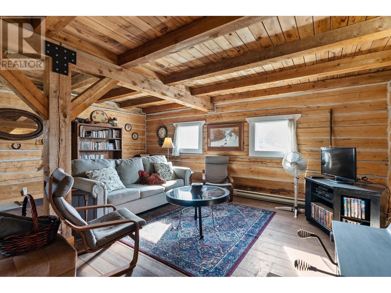 3460 MEADOW LAKE Road, Clinton