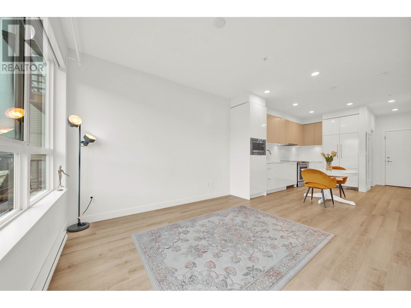 #216-1892 STARLING Drive, Tsawwassen