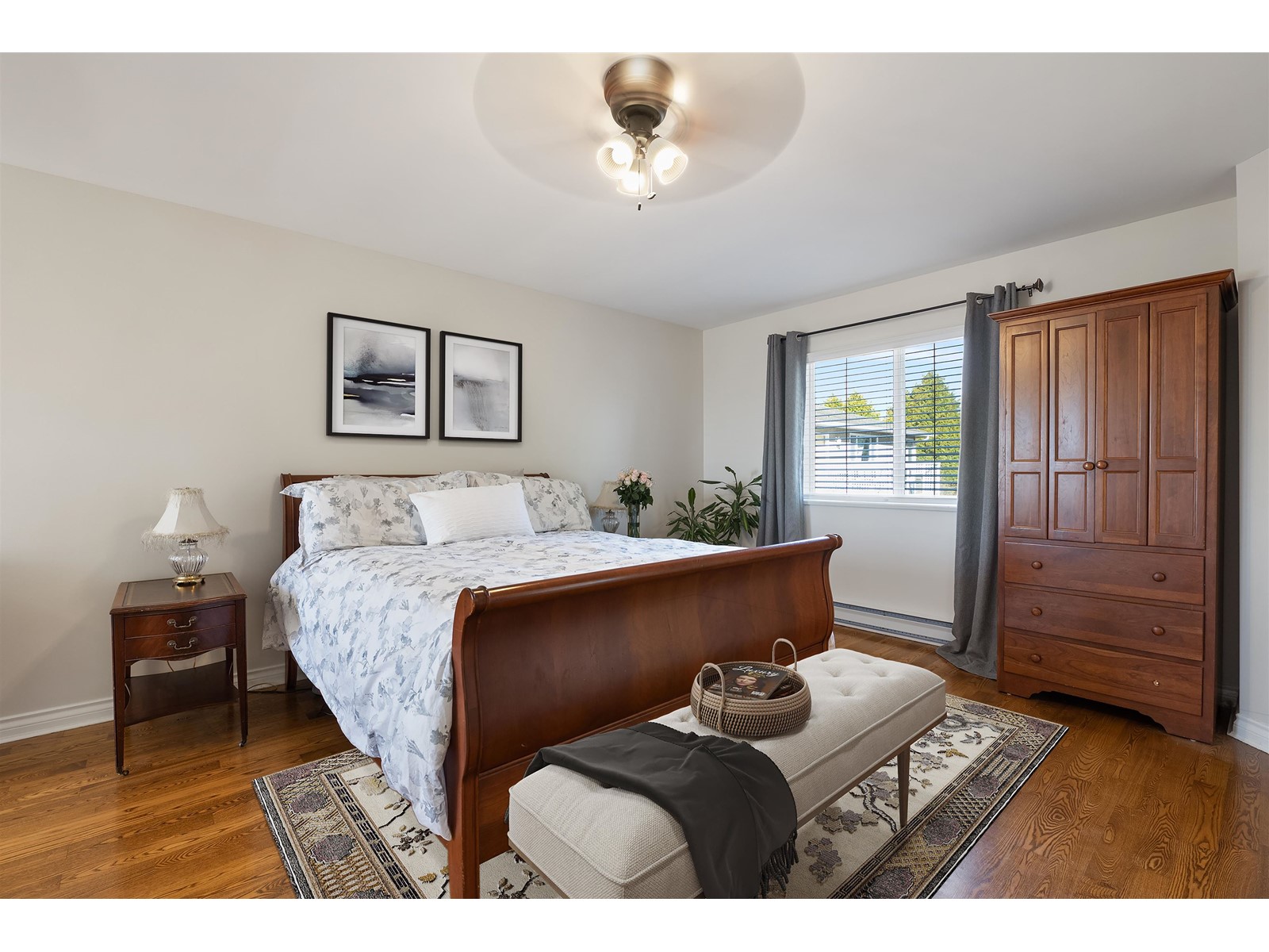 14027 BLACKBURN AVENUE, White Rock real estate listing R2969979