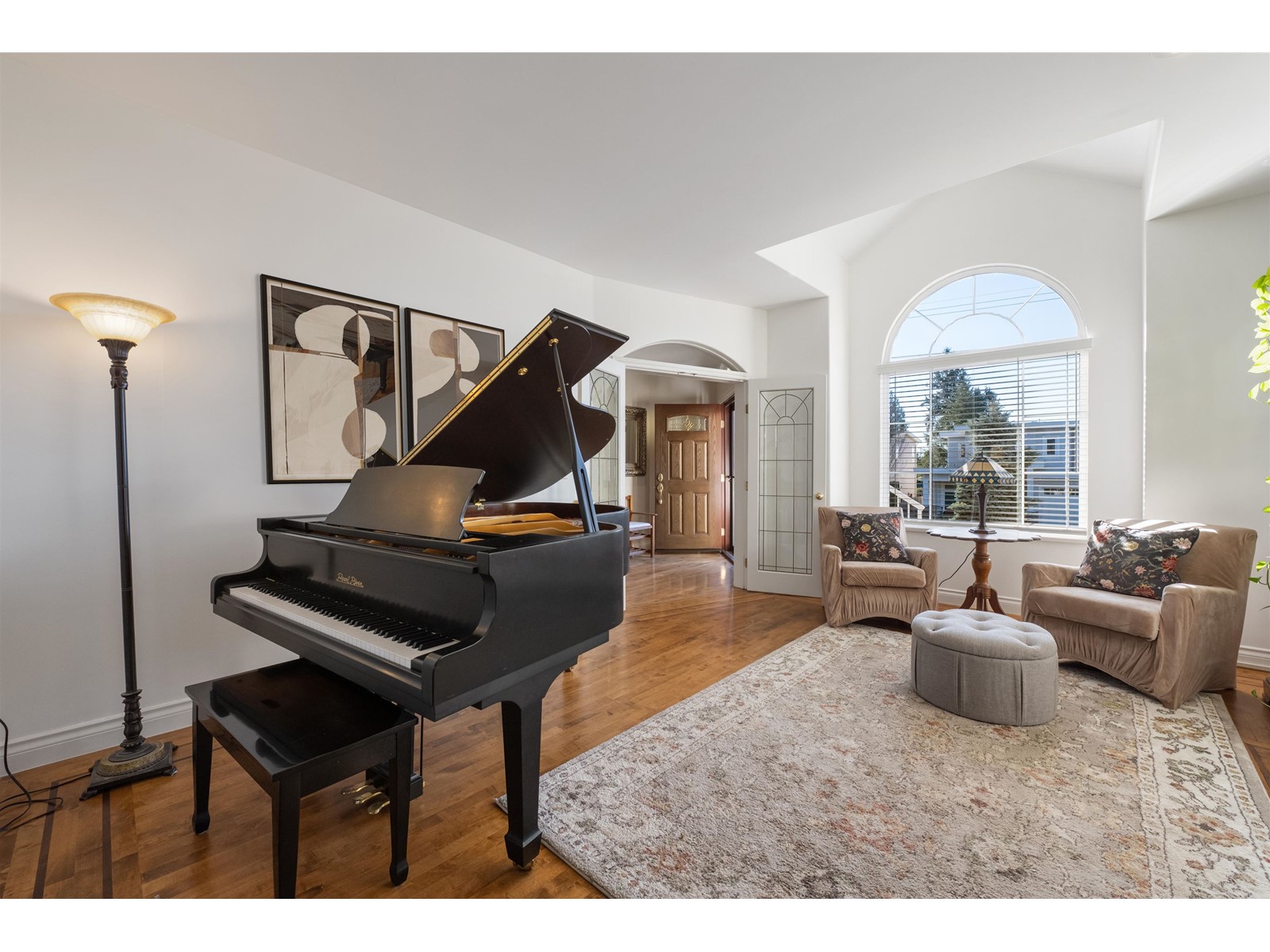 14027 BLACKBURN AVENUE, White Rock real estate listing R2969979