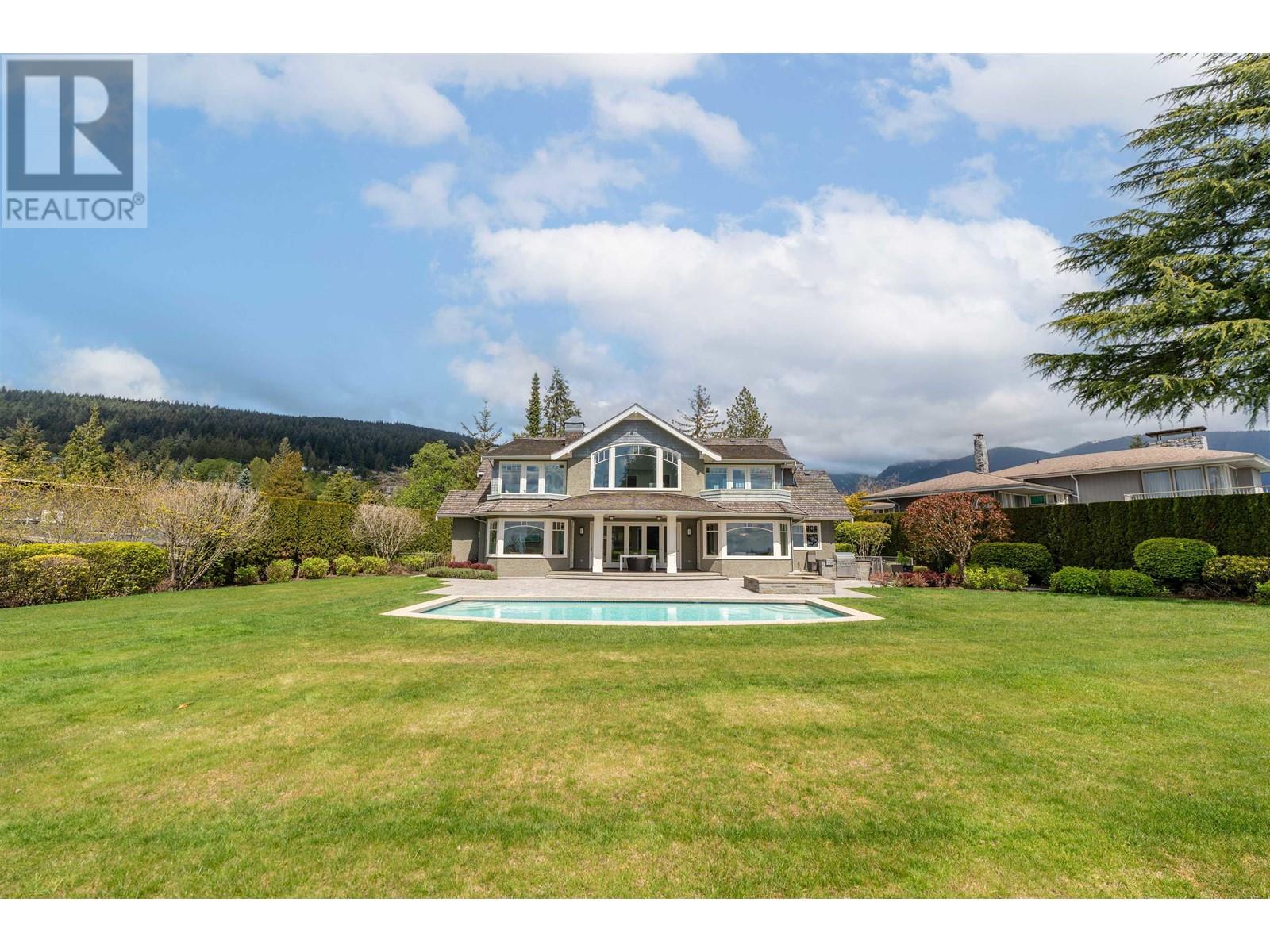 1028 GROVELAND PLACE, West Vancouver