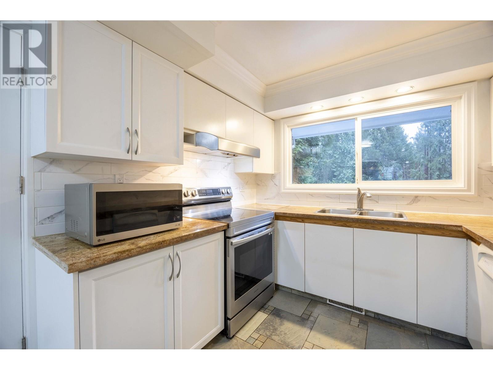 3390 WESTMOUNT ROAD, West Vancouver real estate listing R2970807