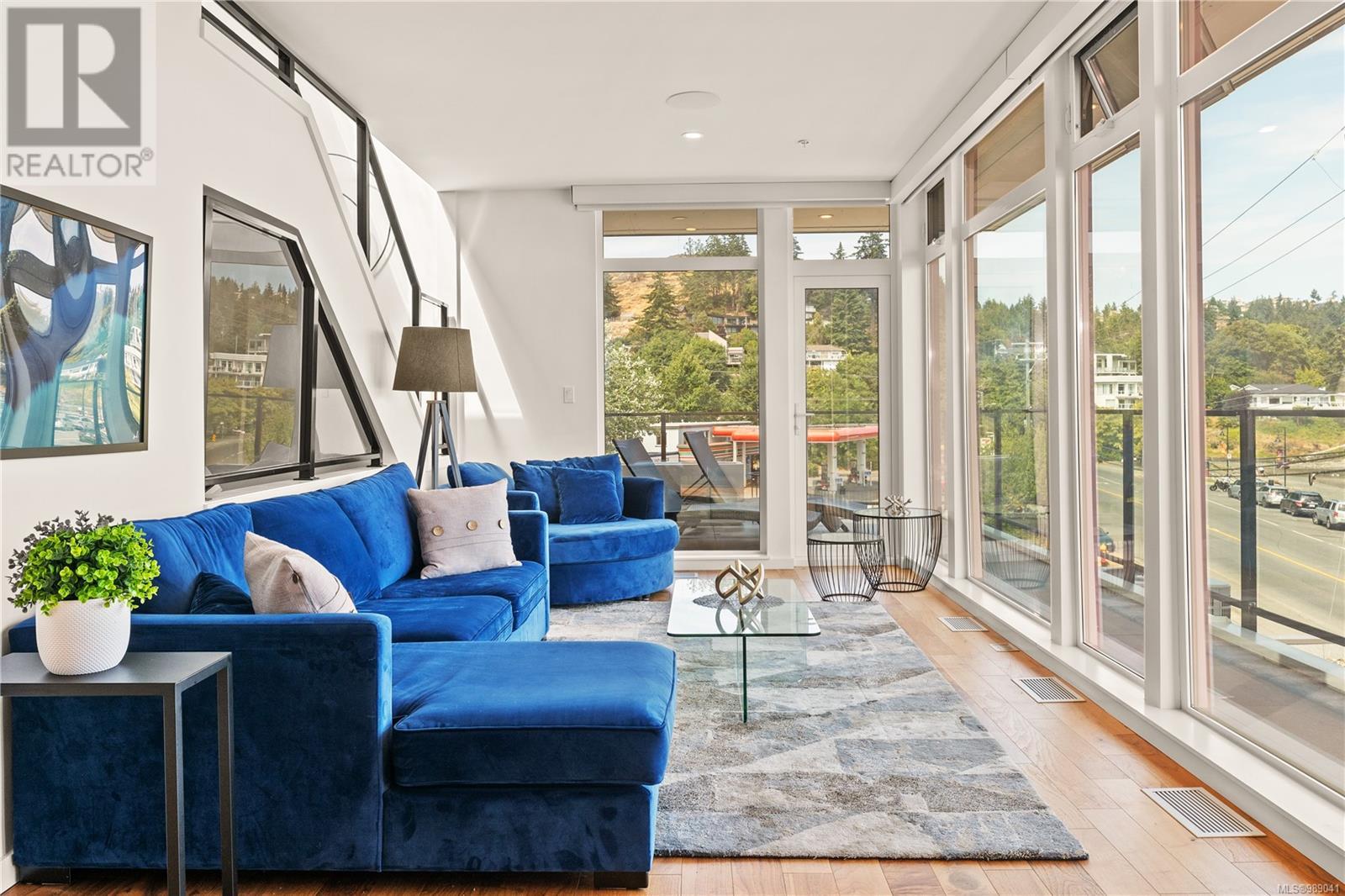 101 2835 Departure Bay Rd, Nanaimo real estate listing 989041
