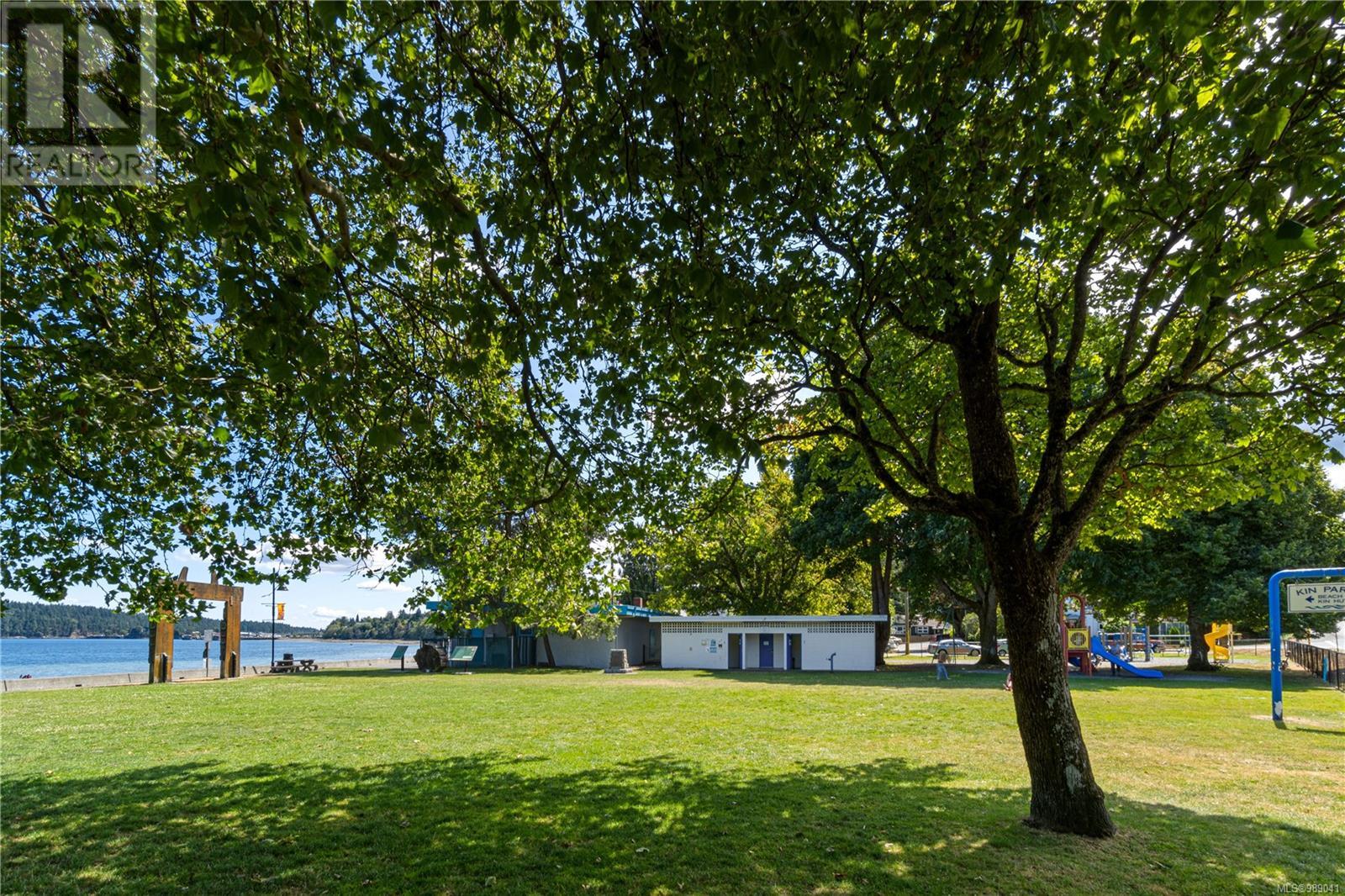 101 2835 Departure Bay Rd, Nanaimo real estate listing 989041