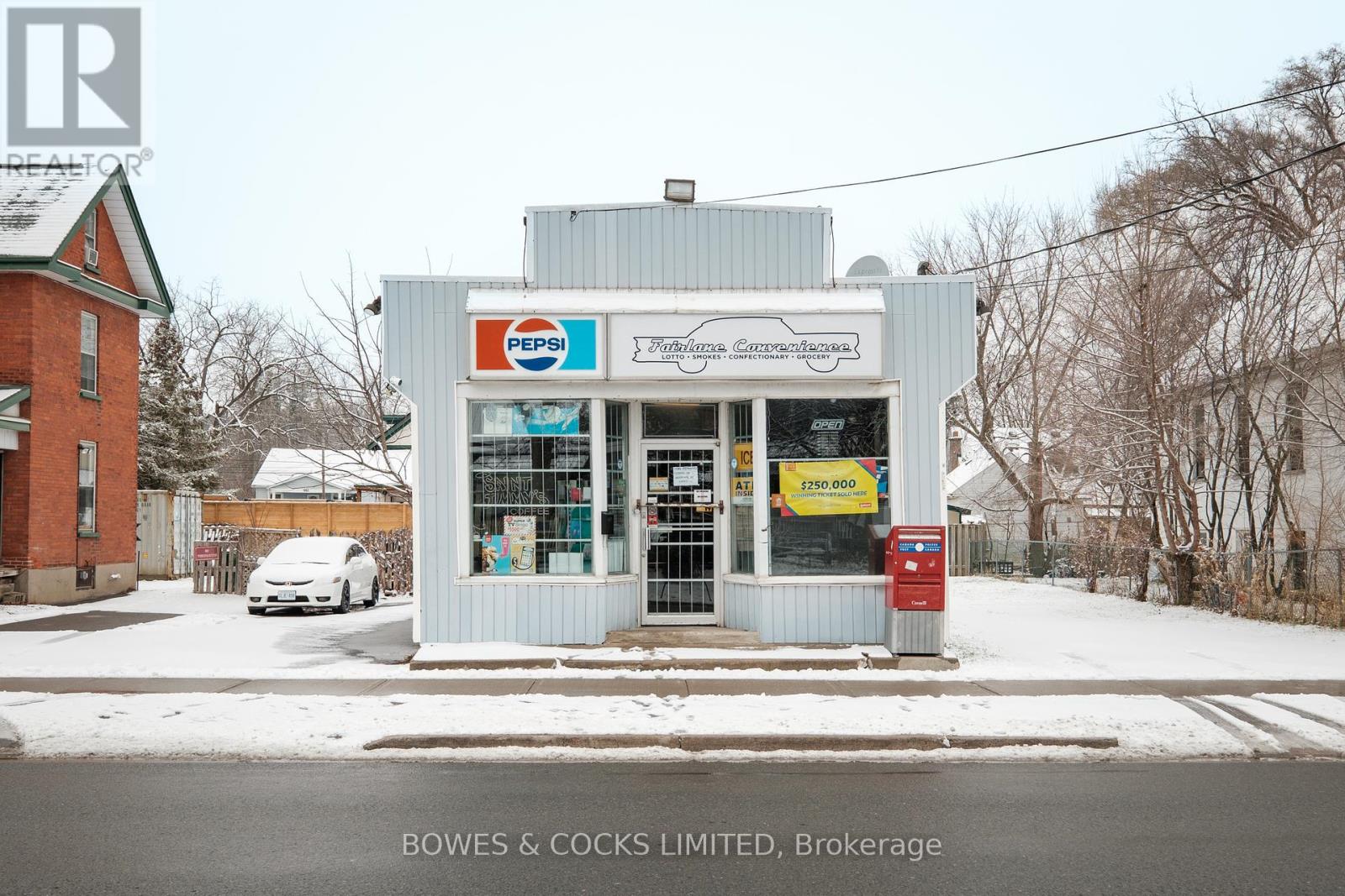 featured-img