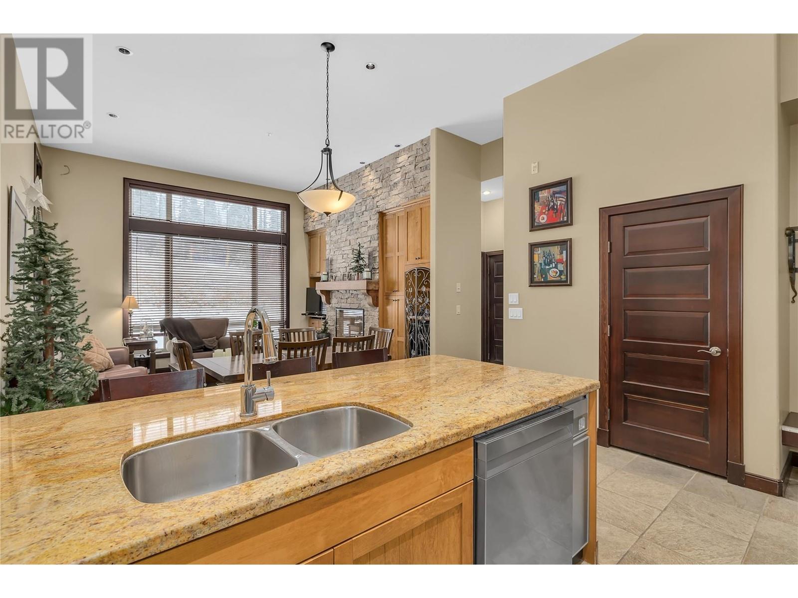 7700 Porcupine Road Unit# 3-104, Big White