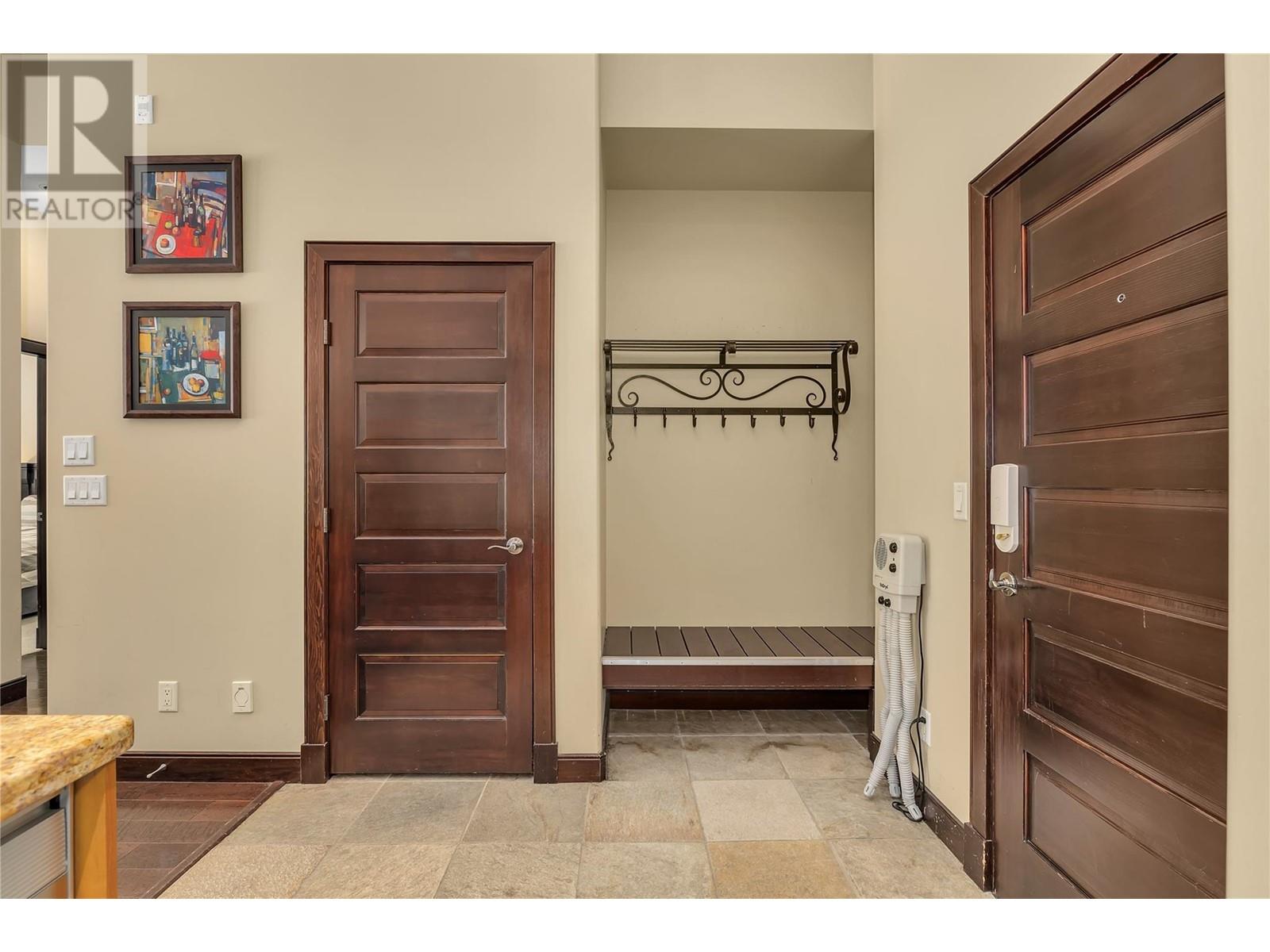 7700 Porcupine Road Unit# 3-104, Big White
