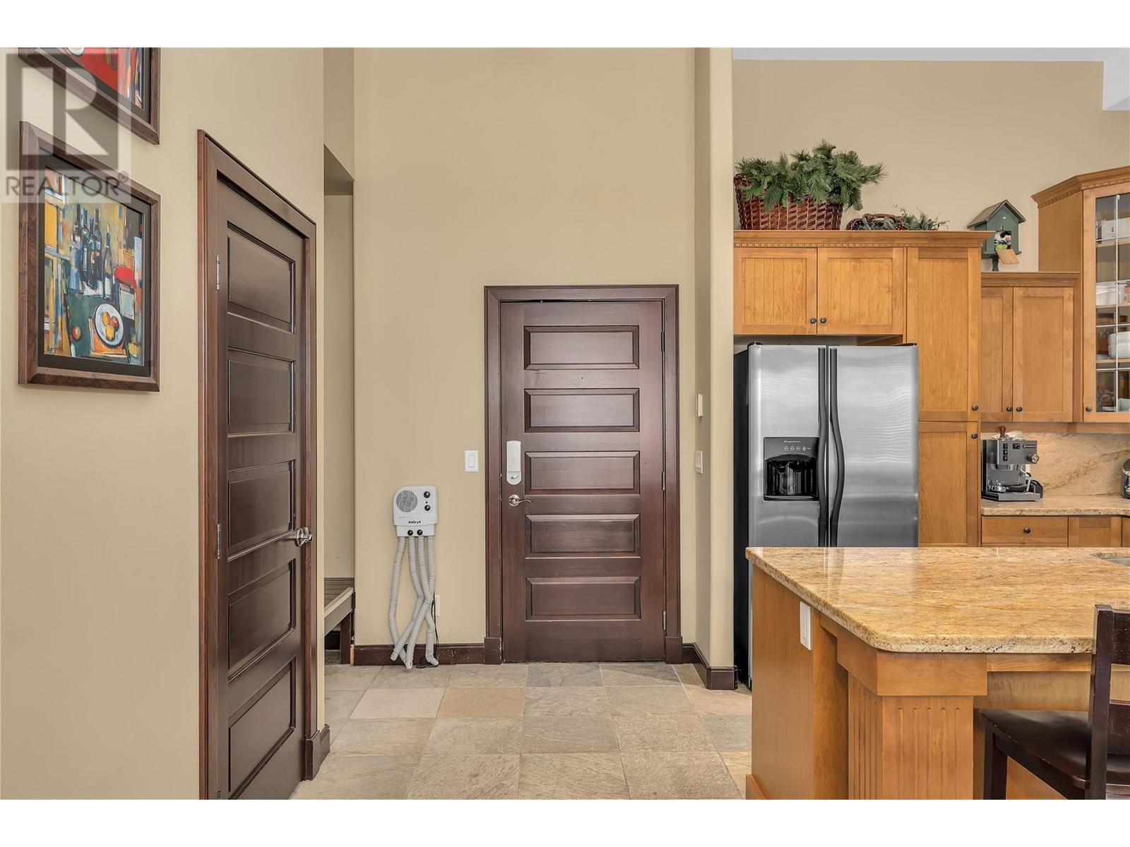7700 Porcupine Road Unit# 3-104, Big White