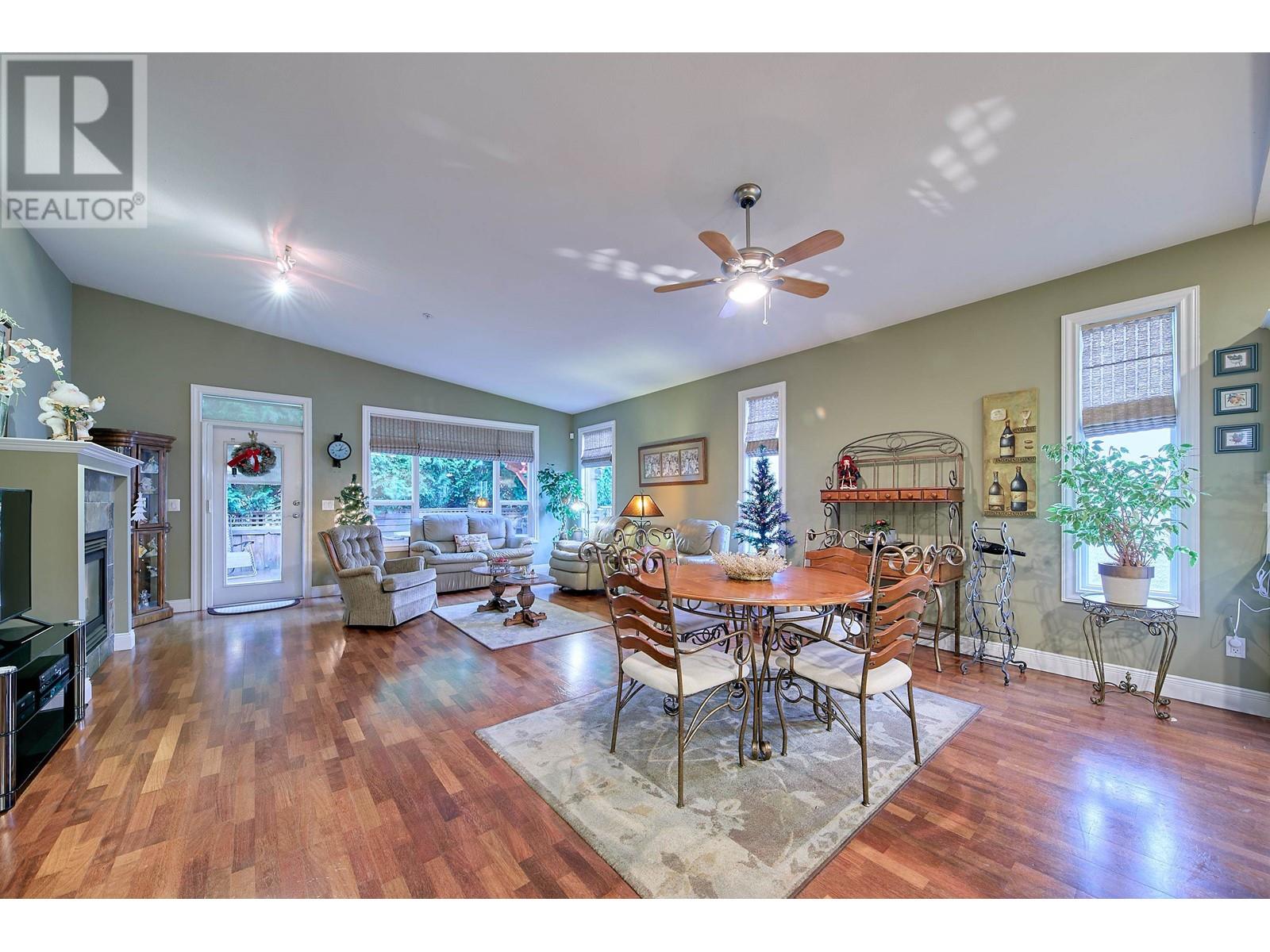 135 19639 MEADOW GARDENS WAY, Pitt Meadows real estate listing R2970887