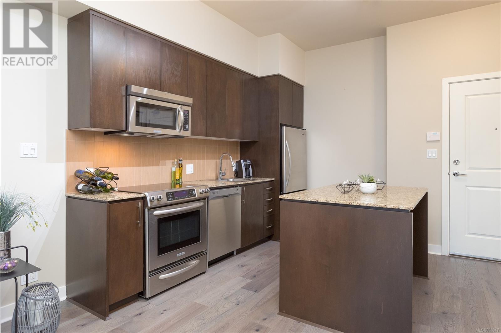 104 1395 Bear Mountain Pkwy, Langford real estate listing 988917