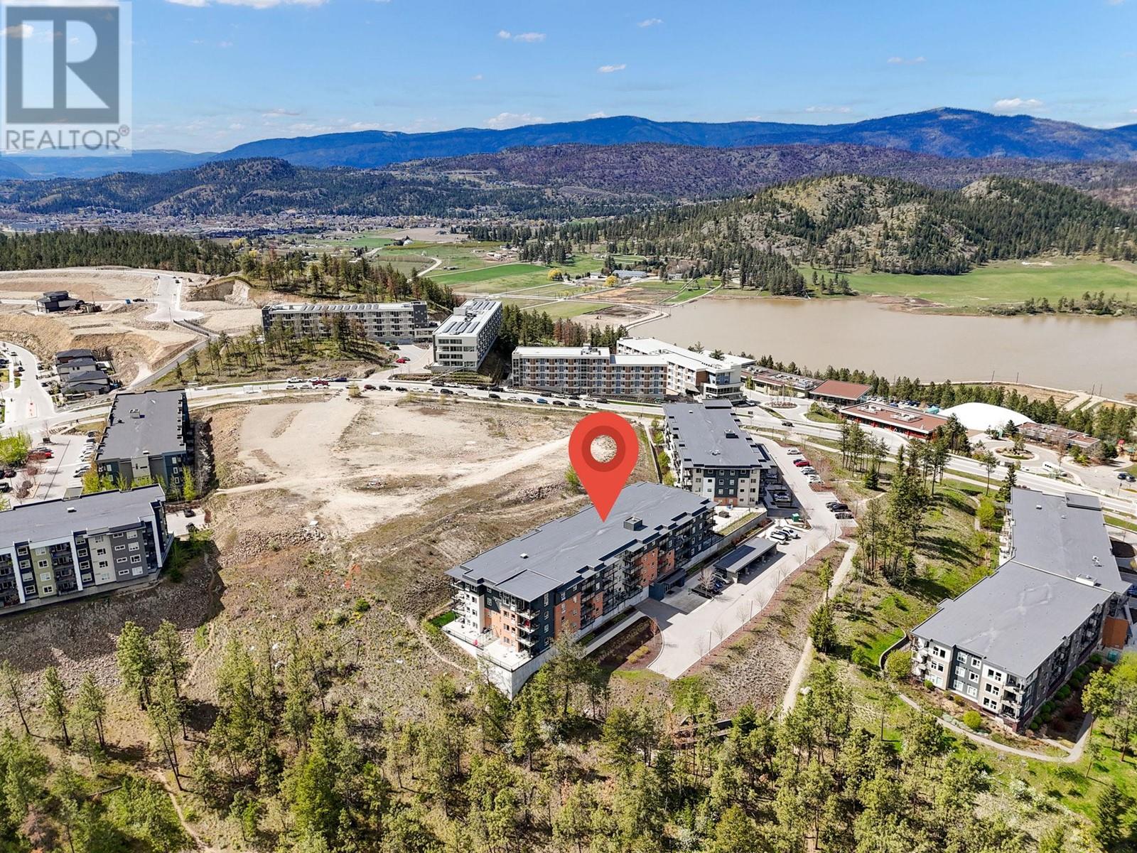 312 883 Academy Way, Kelowna