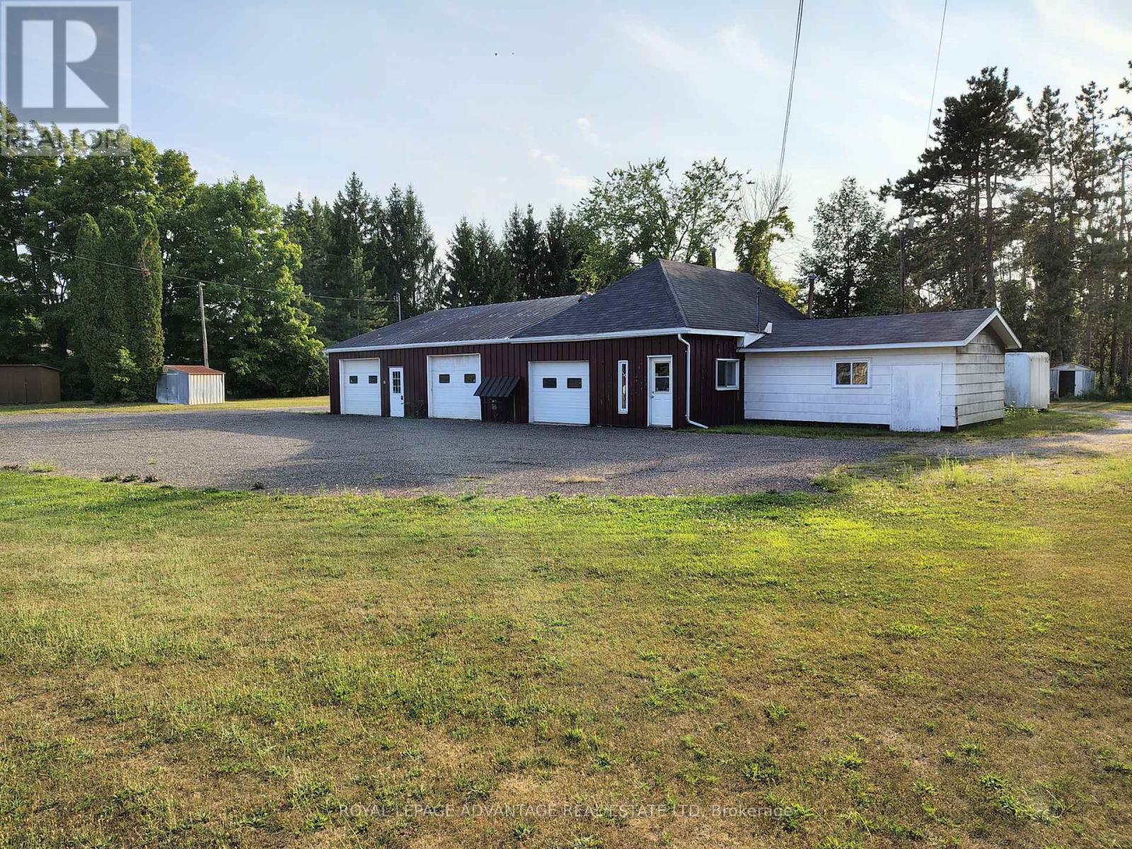 Photo 5 of 438 County 29 Road, Rideau Lakes ON