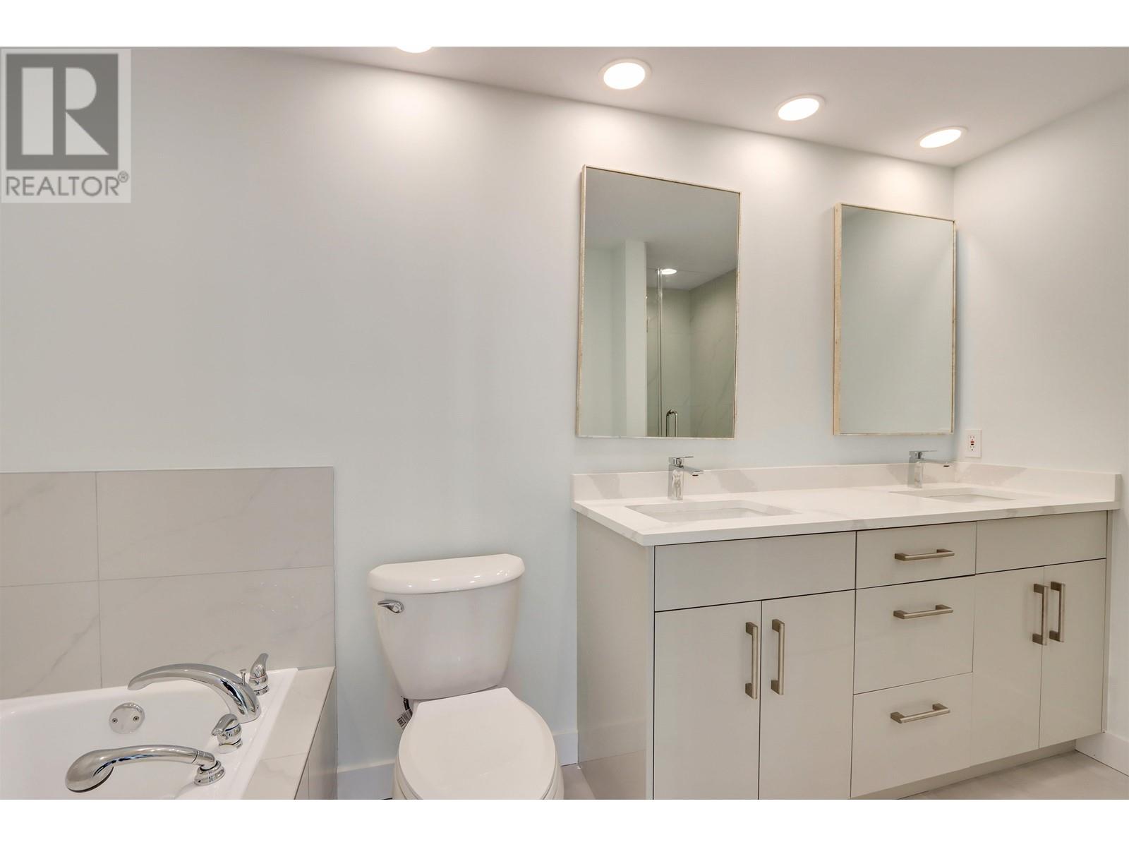 1203 140 E 14TH STREET, North Vancouver real estate listing R2970958