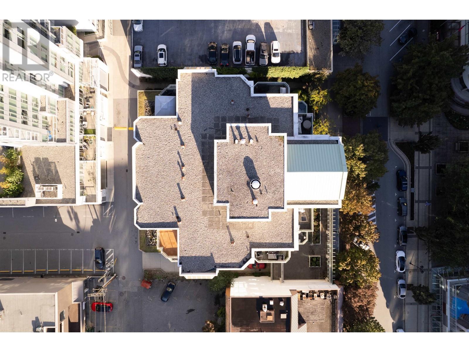 1203 140 E 14TH STREET, North Vancouver real estate listing R2970958