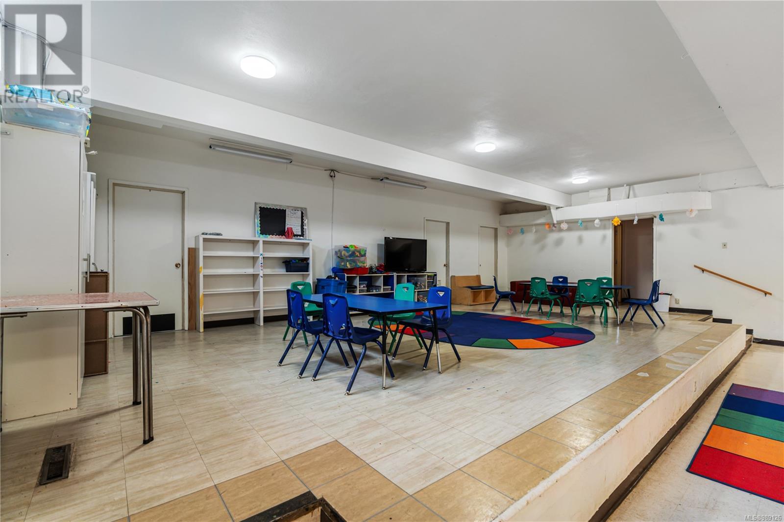  1806 San Juan Avenue, Saanich