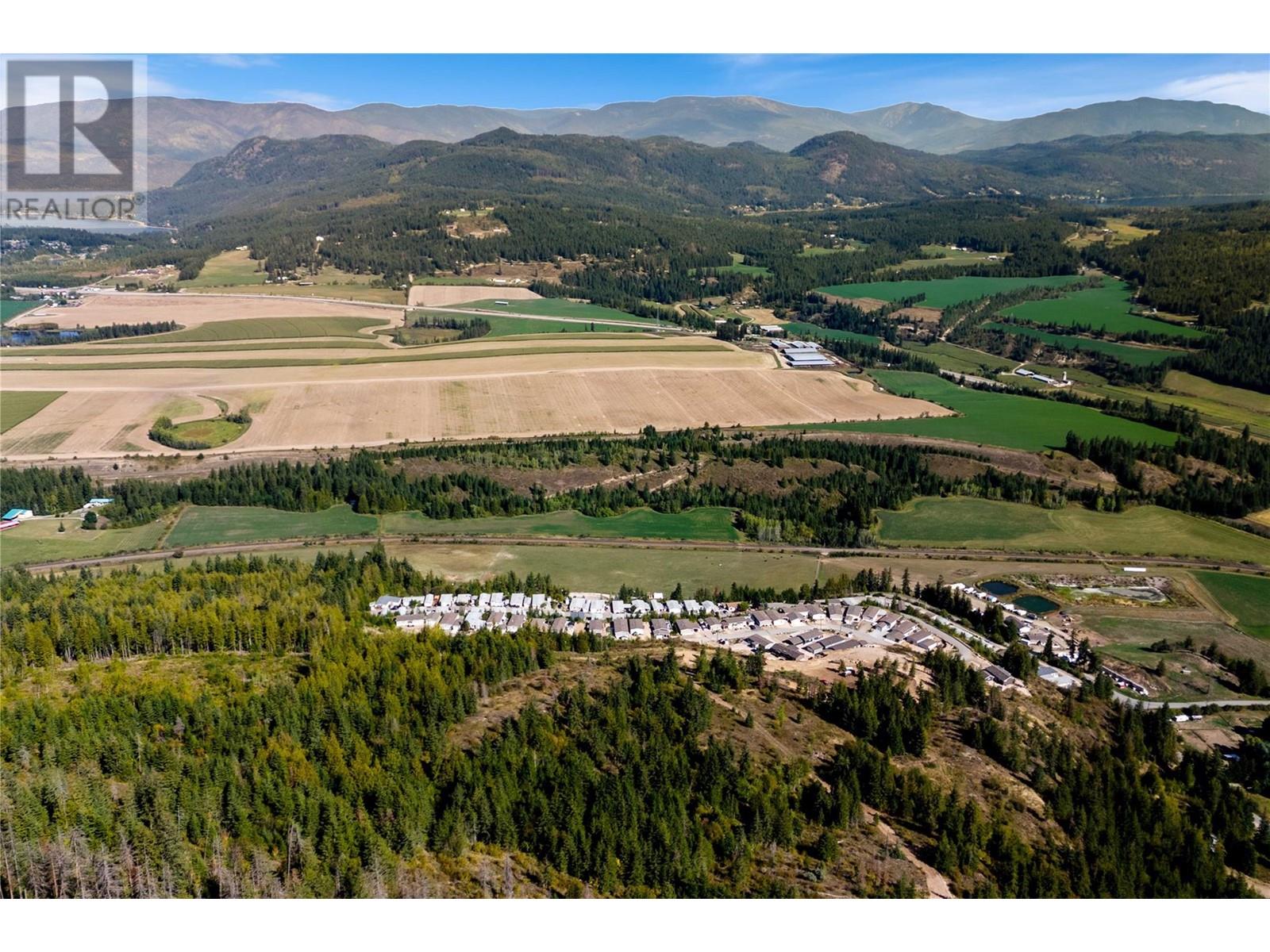 Photo 7 of 1885 Tappen Notch Hill Road Unit 87, Tappen BC