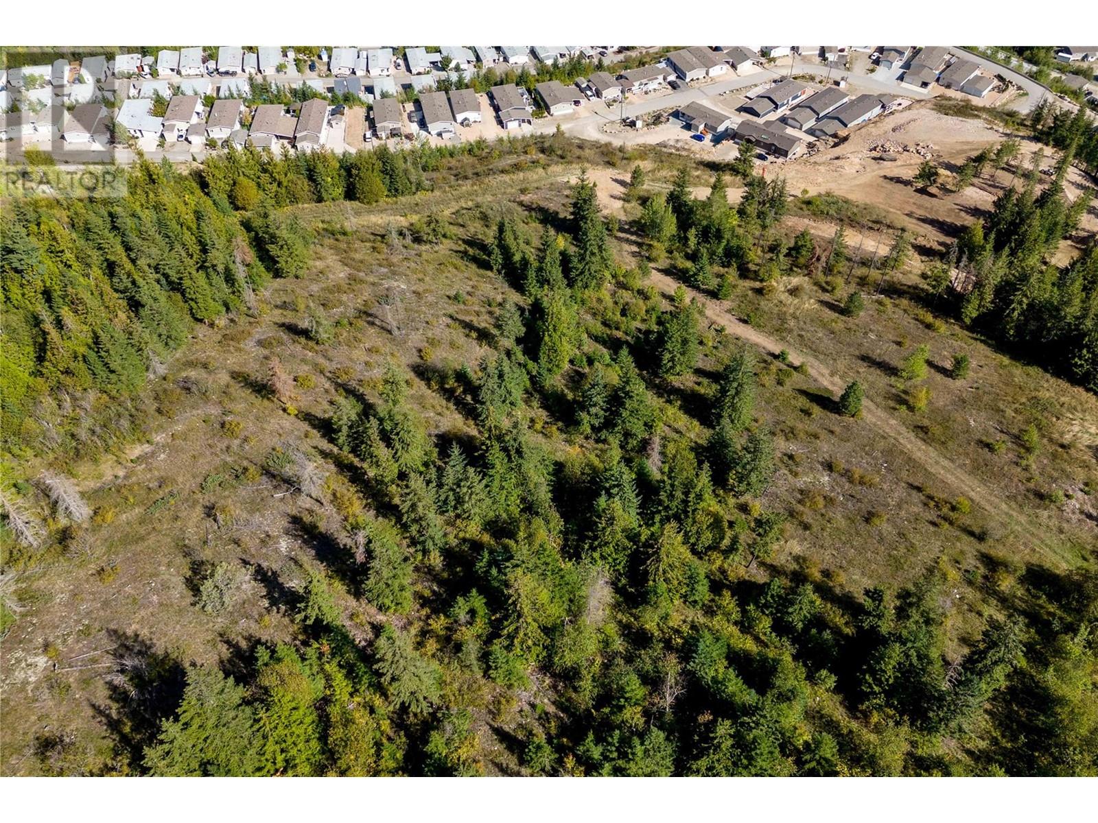 Photo 10 of 1885 Tappen Notch Hill Road Unit 87, Tappen BC