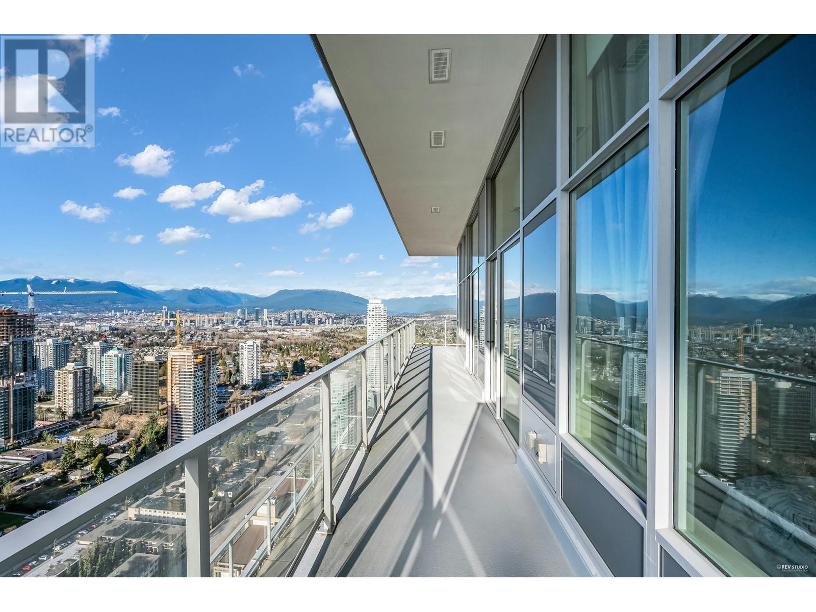 4104 6383 MCKAY AVENUE, Burnaby