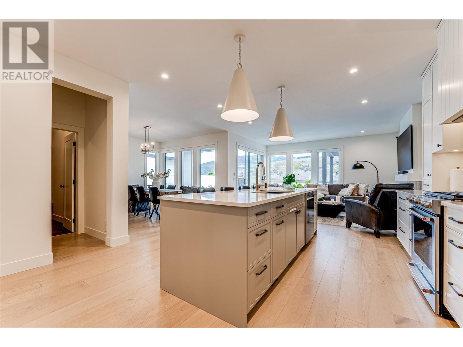  937 Mt. Griffin Road, Vernon