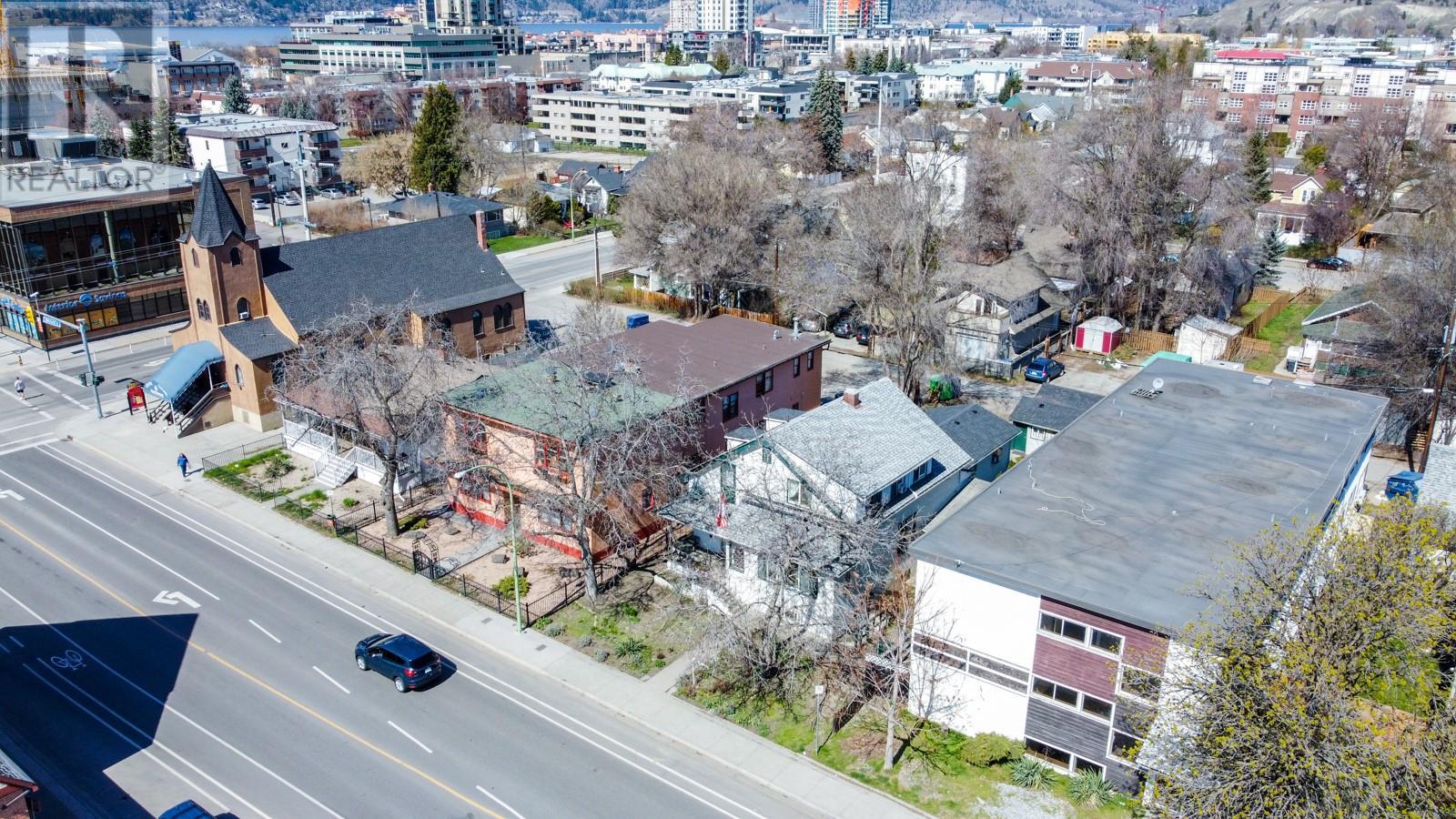 Photo 12 of 730 Bernard Avenue, Kelowna BC