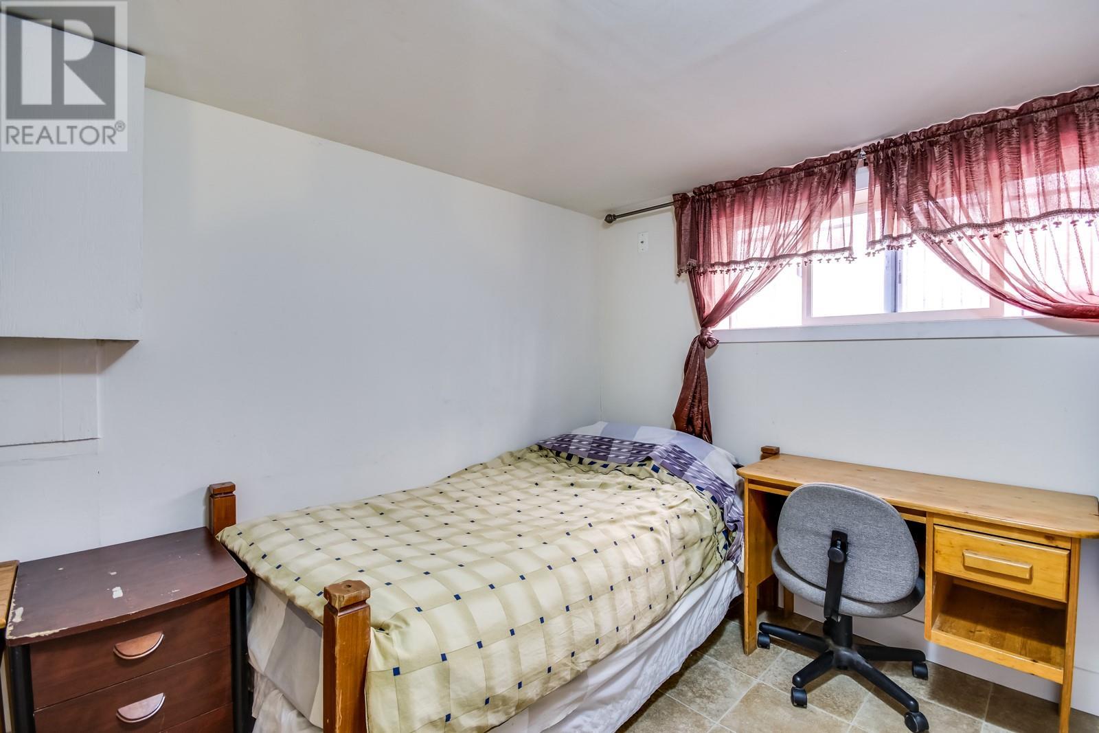  730 Bernard Avenue, Kelowna