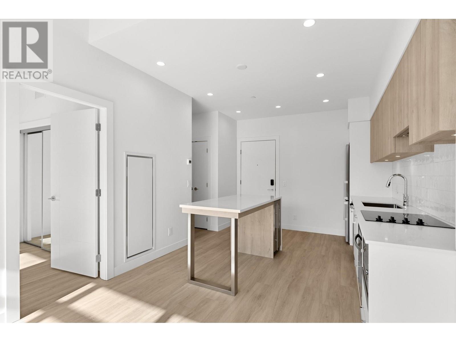 101 3699 Capozzi Road, Kelowna