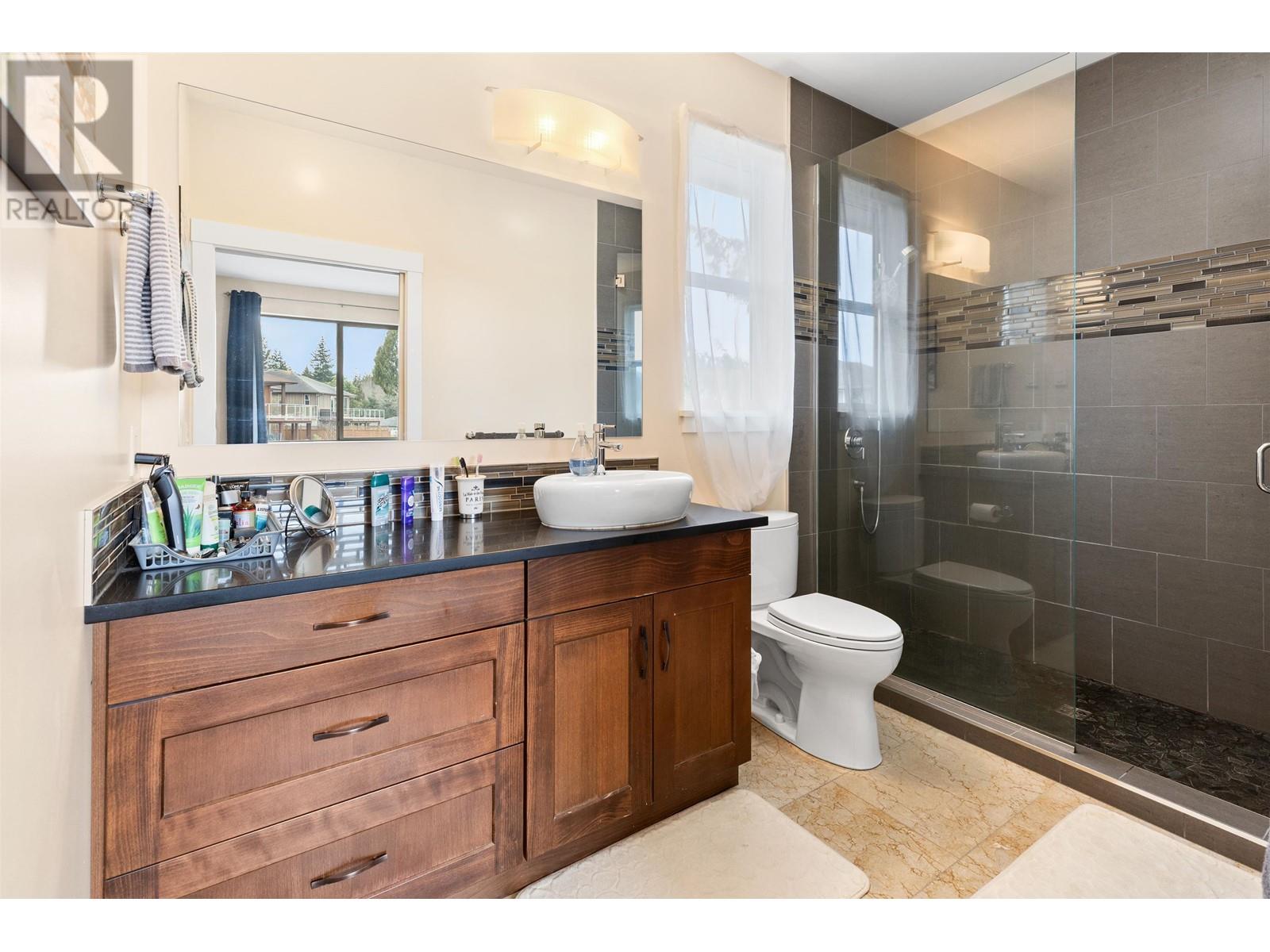 5781 GENNI'S WAY, Sechelt