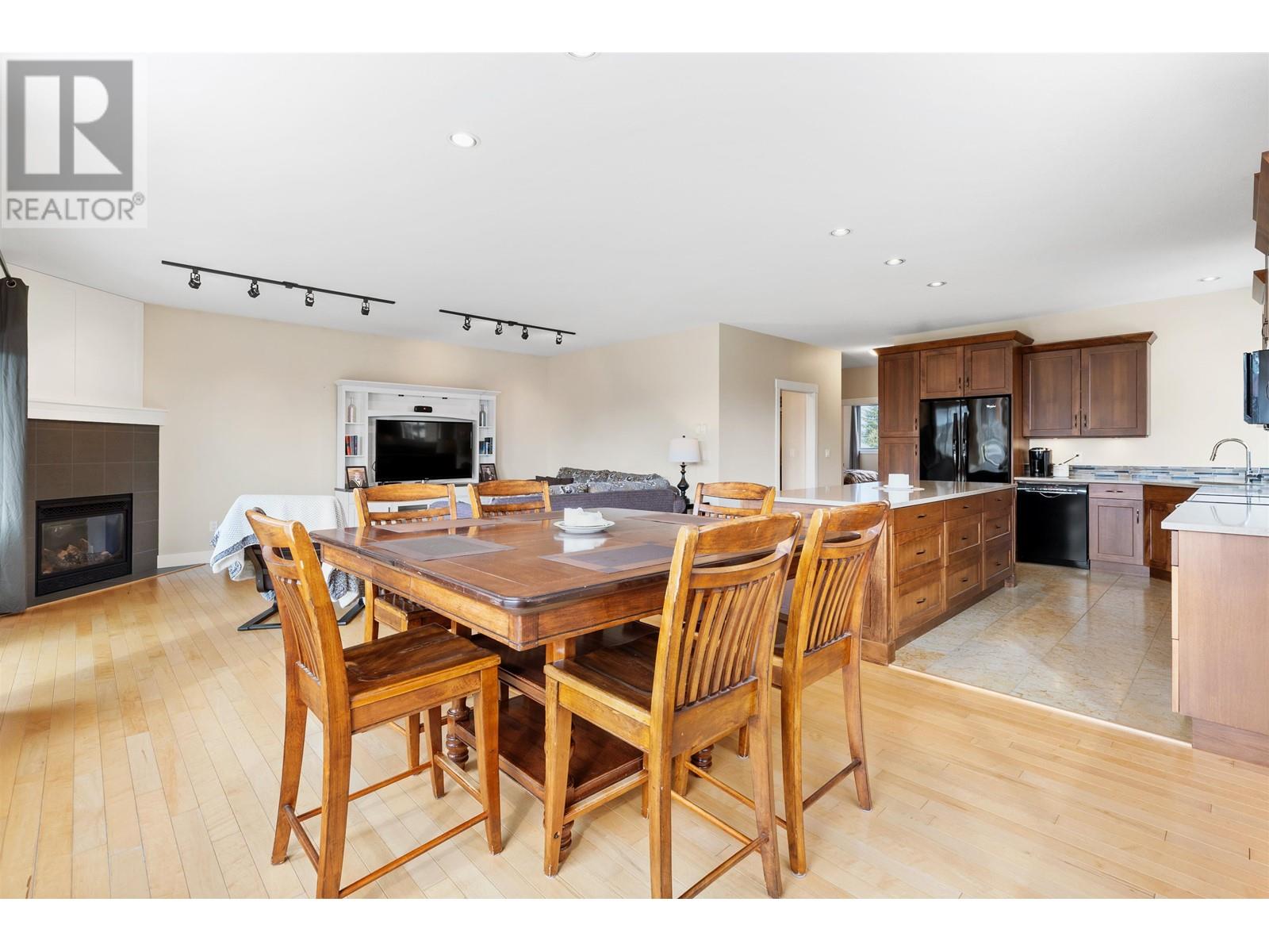 5781 GENNI'S WAY, Sechelt