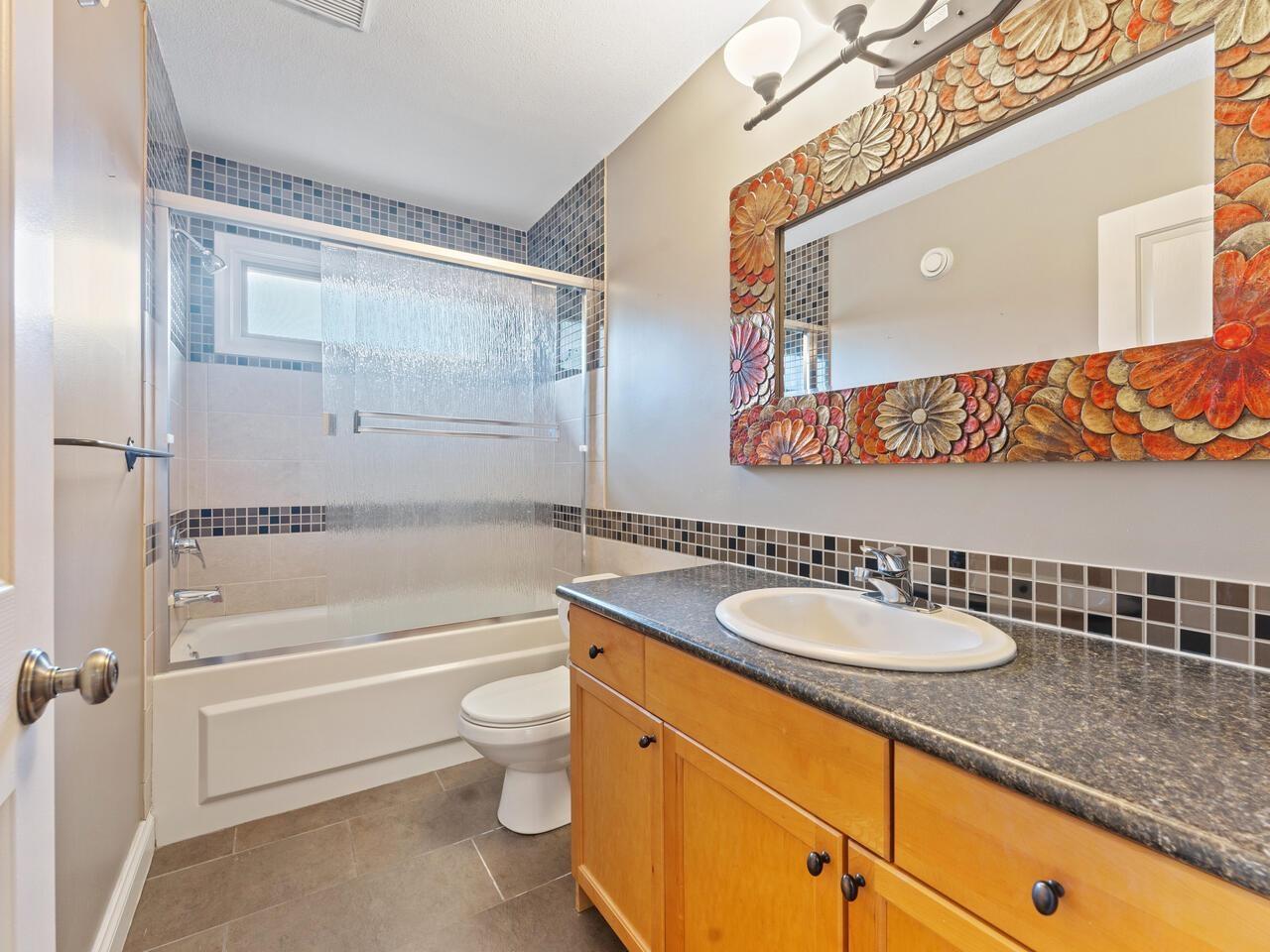 16682 27 AVENUE, Surrey real estate listing R2970504