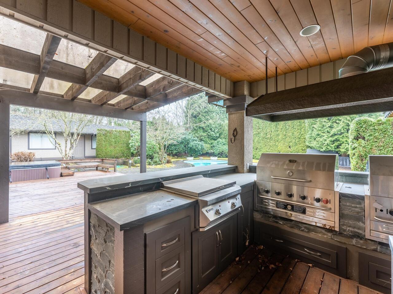 16682 27 AVENUE, Surrey real estate listing R2970504