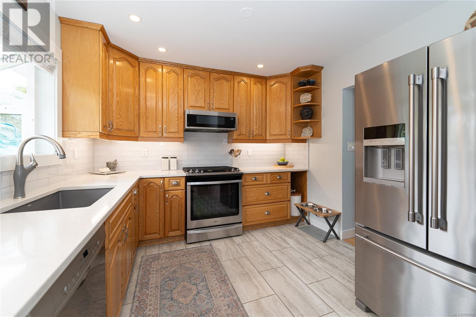  3164 Marine View Place, Colwood