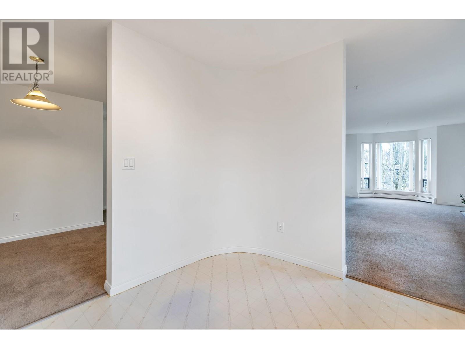 Photo 6 of 210 9260 No 2 Road, Richmond BC