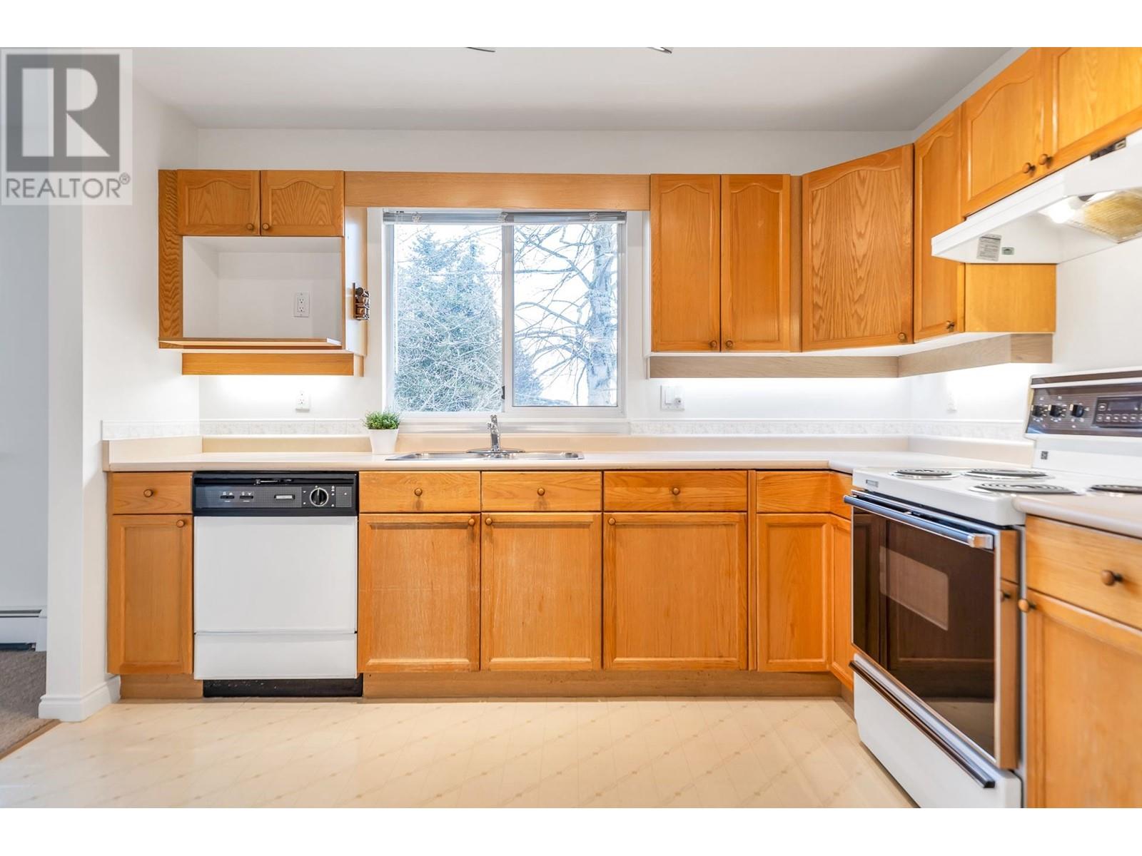 Photo 7 of 210 9260 No 2 Road, Richmond BC
