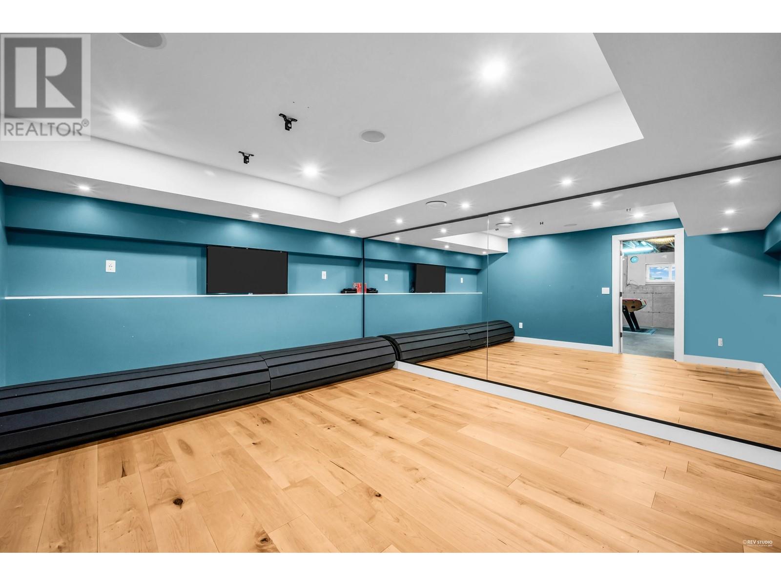 163 101 PARKSIDE DRIVE, Port Moody real estate listing R2970426