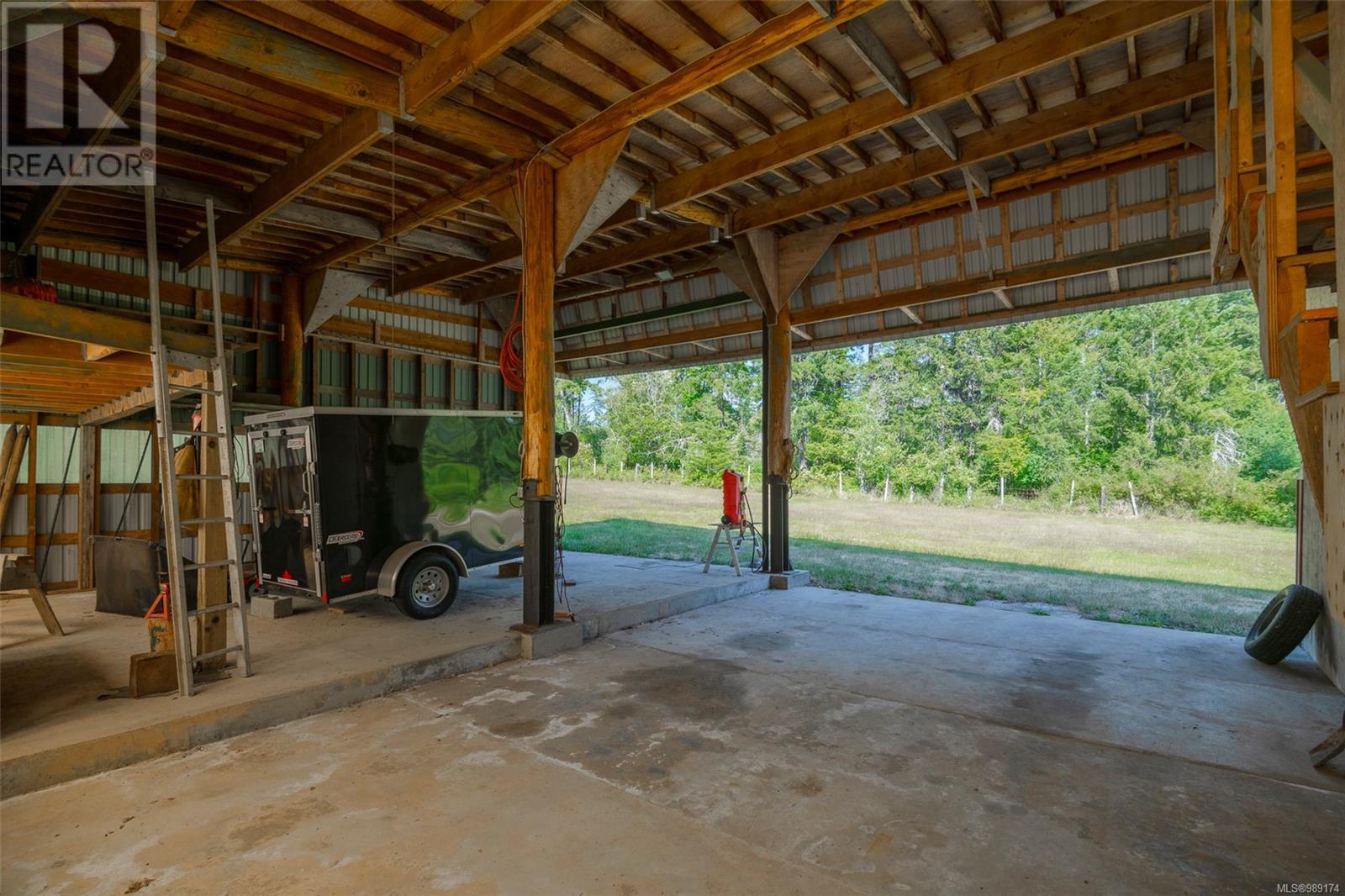 5460 Mceachern Rd, Port Alberni real estate listing 989174