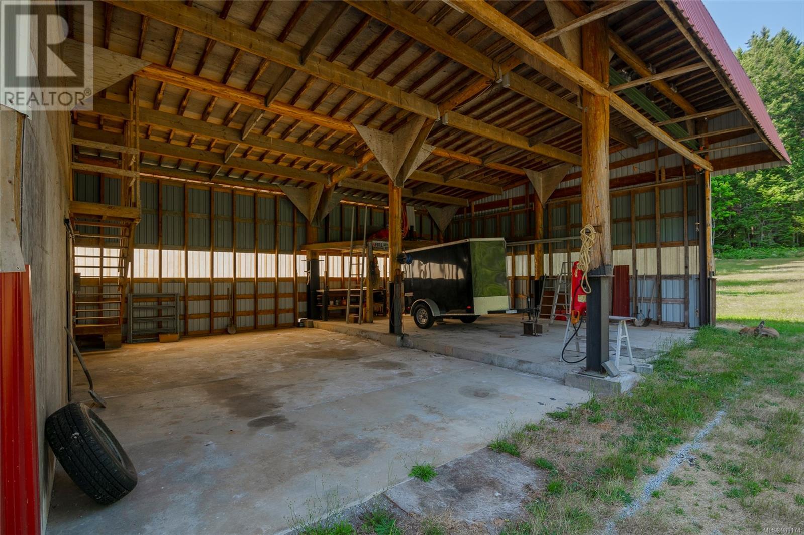 5460 Mceachern Rd, Port Alberni real estate listing 989174