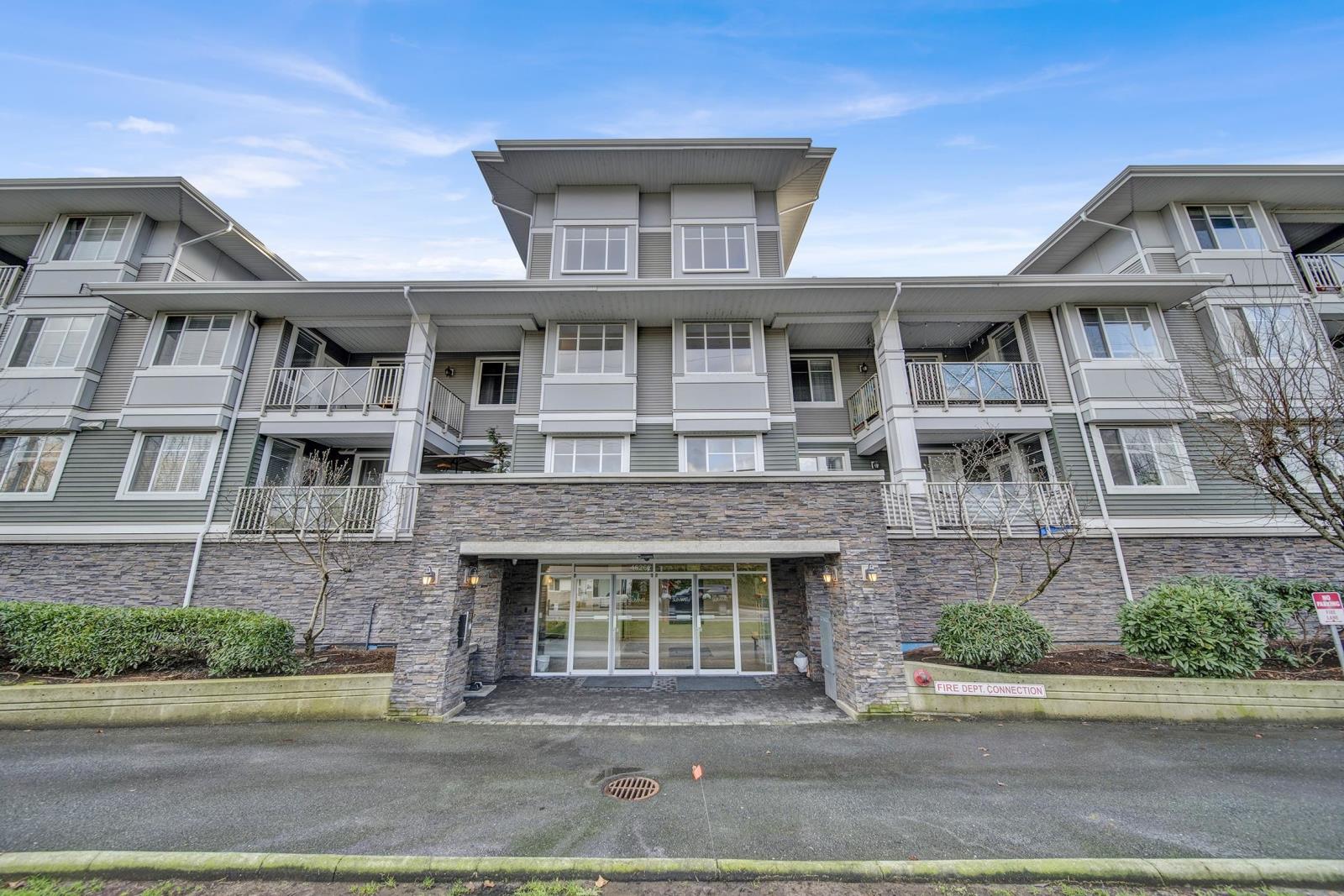 305 46262 FIRST AVENUE, Chilliwack Proper East, Chilliwack