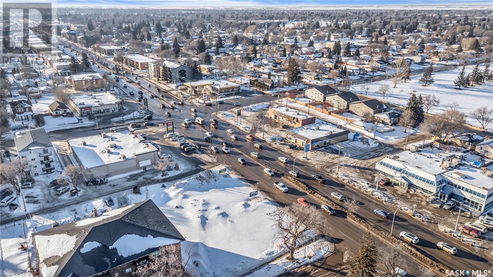 Photo 7 of 1501 22nd Street W, Saskatoon SK