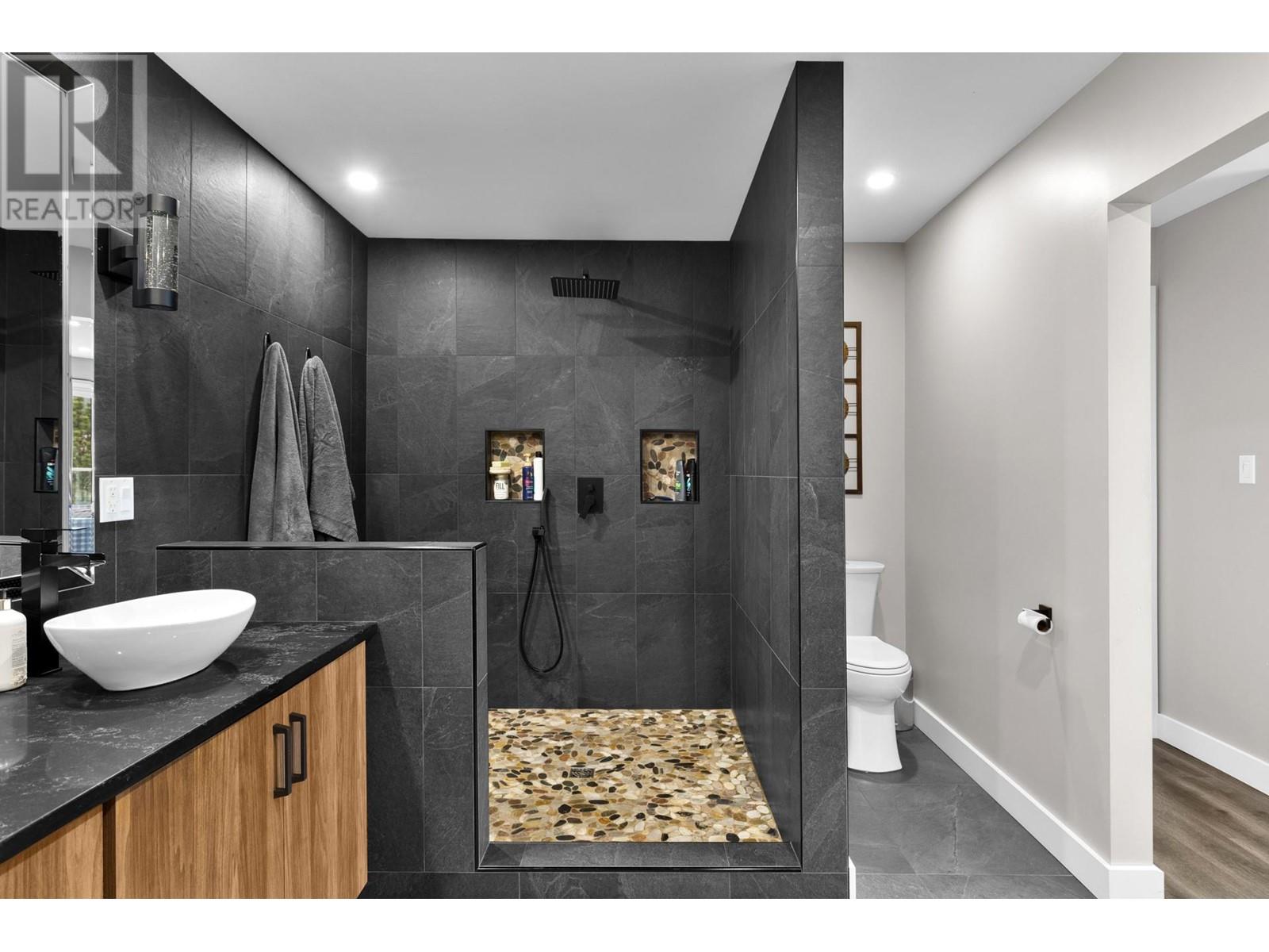  7023 Bella Vista Road, Vernon