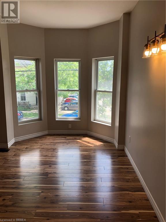Photo 11 of 120 George Street, Brantford ON
