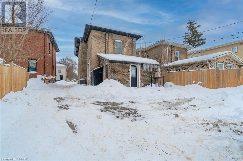 Photo 23 of 120 George Street, Brantford ON