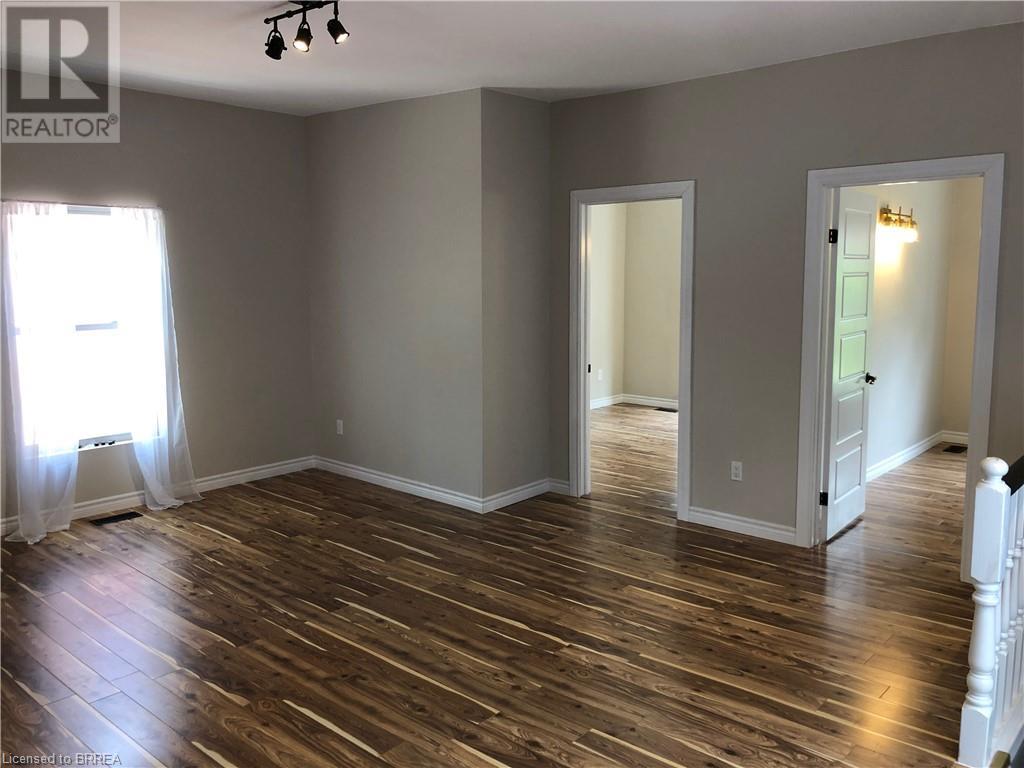 Photo 7 of 120 George Street, Brantford ON