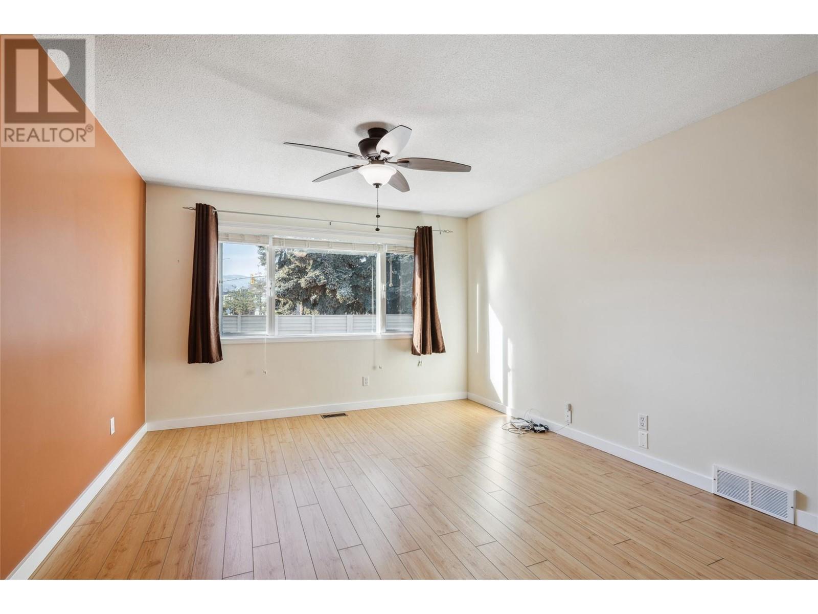 #13 1201 CAMERON AVENUE - Image 28