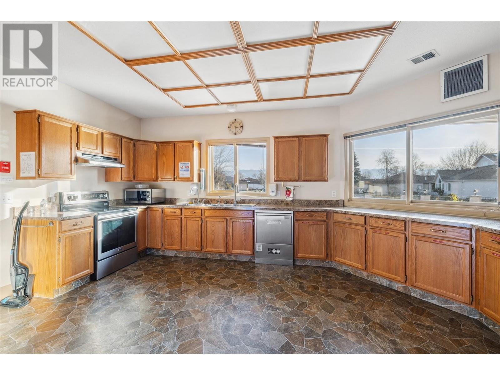 #13 1201 CAMERON AVENUE - Image 54